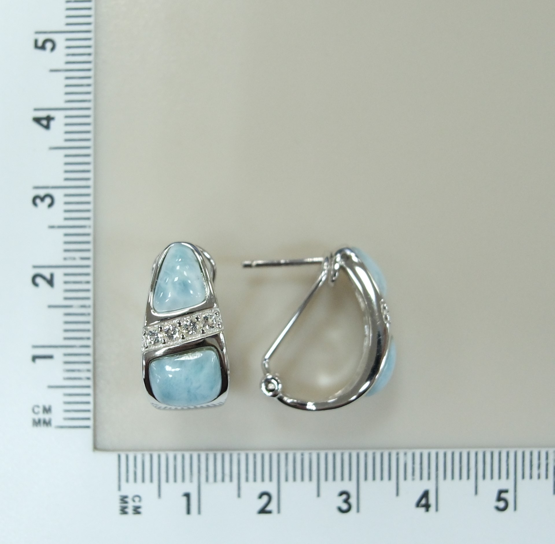 Серебряные серьги с ларимарами